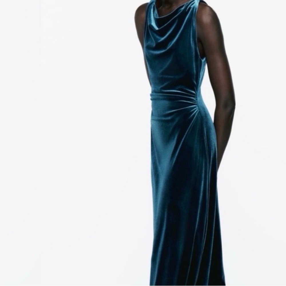 Zara Midnight Blue Velvet Midi Dress